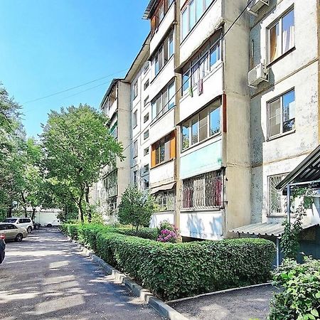 Апартаменты 10-Й Микрорайон, 5А Almaty Luaran gambar